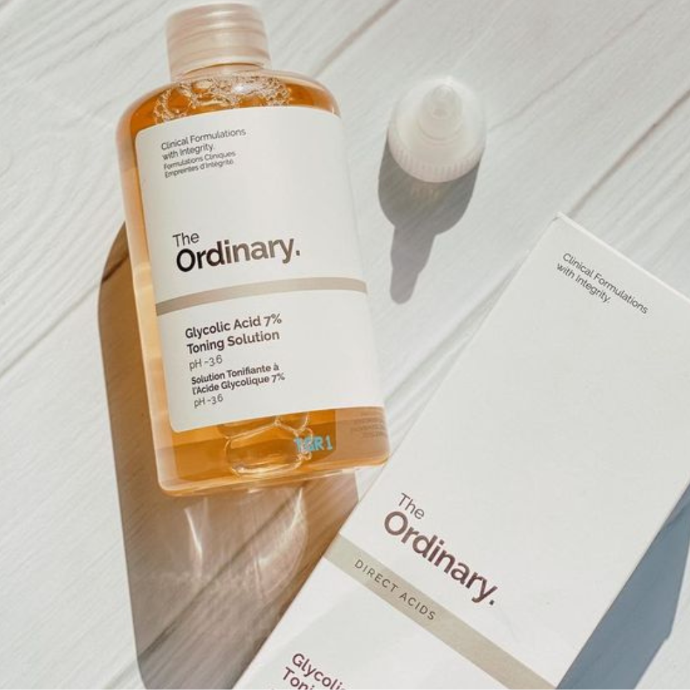 The Ordinary Glycolic Acid 7% Toning Solution - Ideal for Bright, Smooth Skin