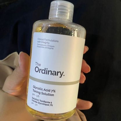 The Ordinary Glycolic Acid 7% Toning Solution - Ideal for Bright, Smooth Skin